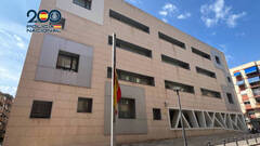 Cuatro detenidos por cometer diez robos en domicilios y vehículos en Alicante