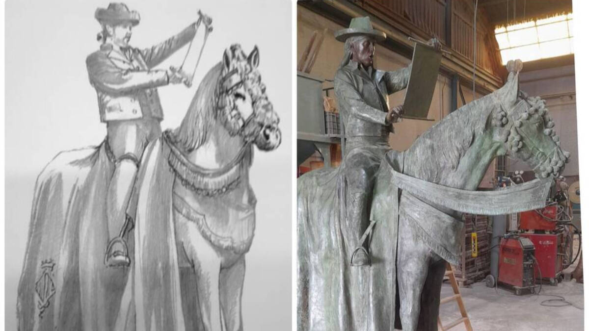 El boceto de la escultura del pregonero y la estatua