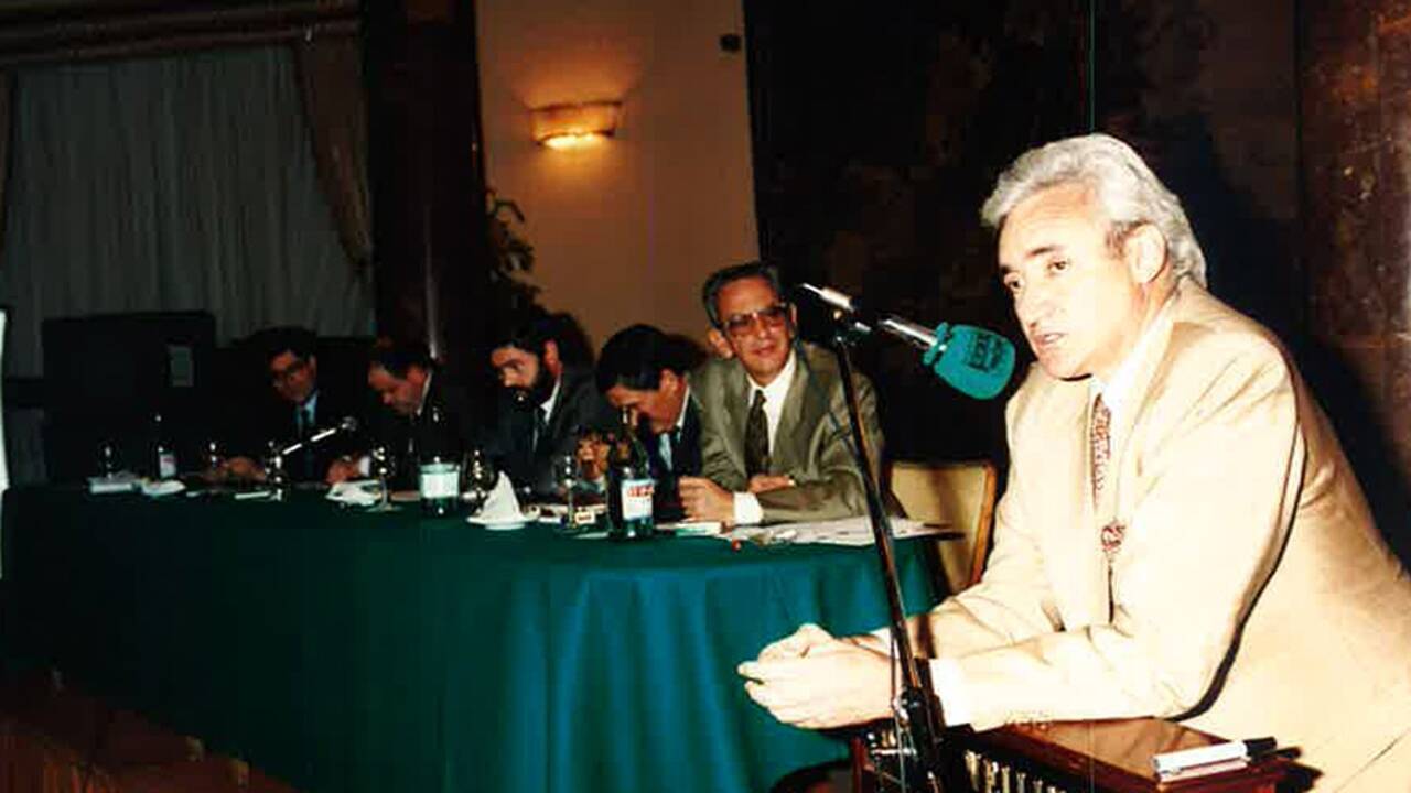Luis del Olmo, en un programa de Ona Cero en 1992. FOTO: Onda Cero.