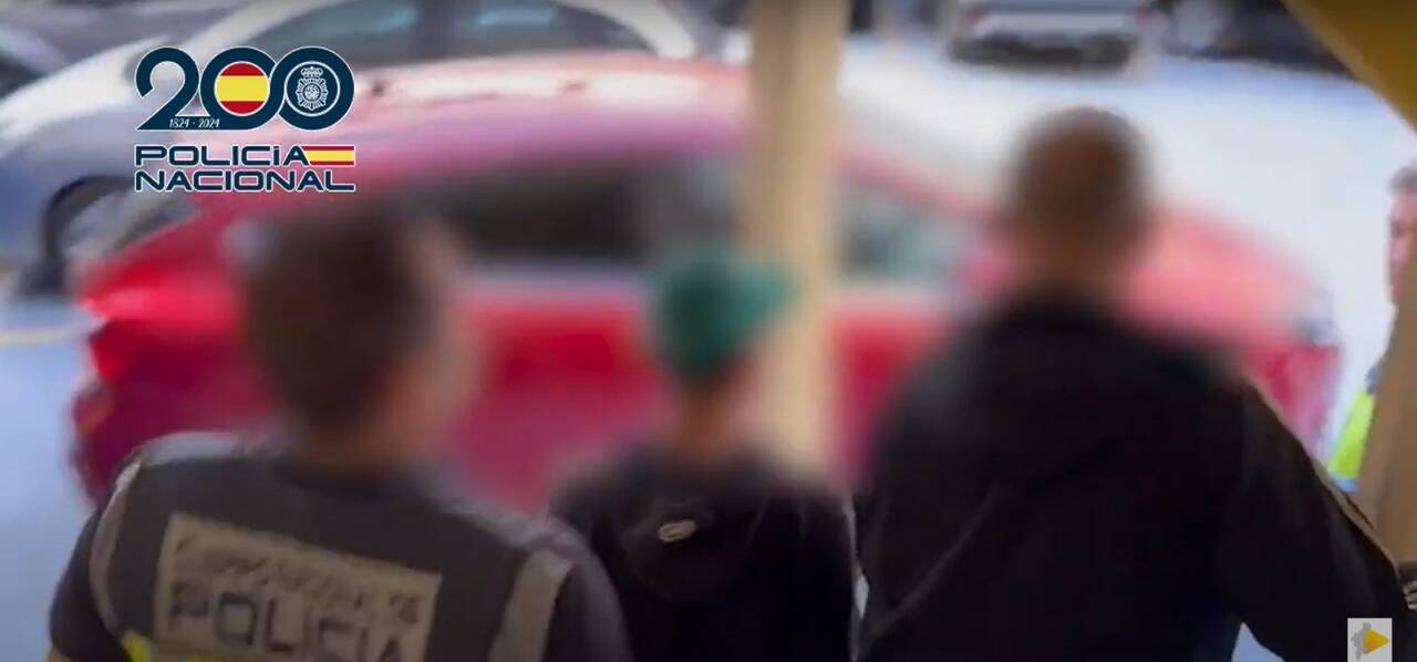 Captura del vídeo de la detención de la Policía Nacional.
