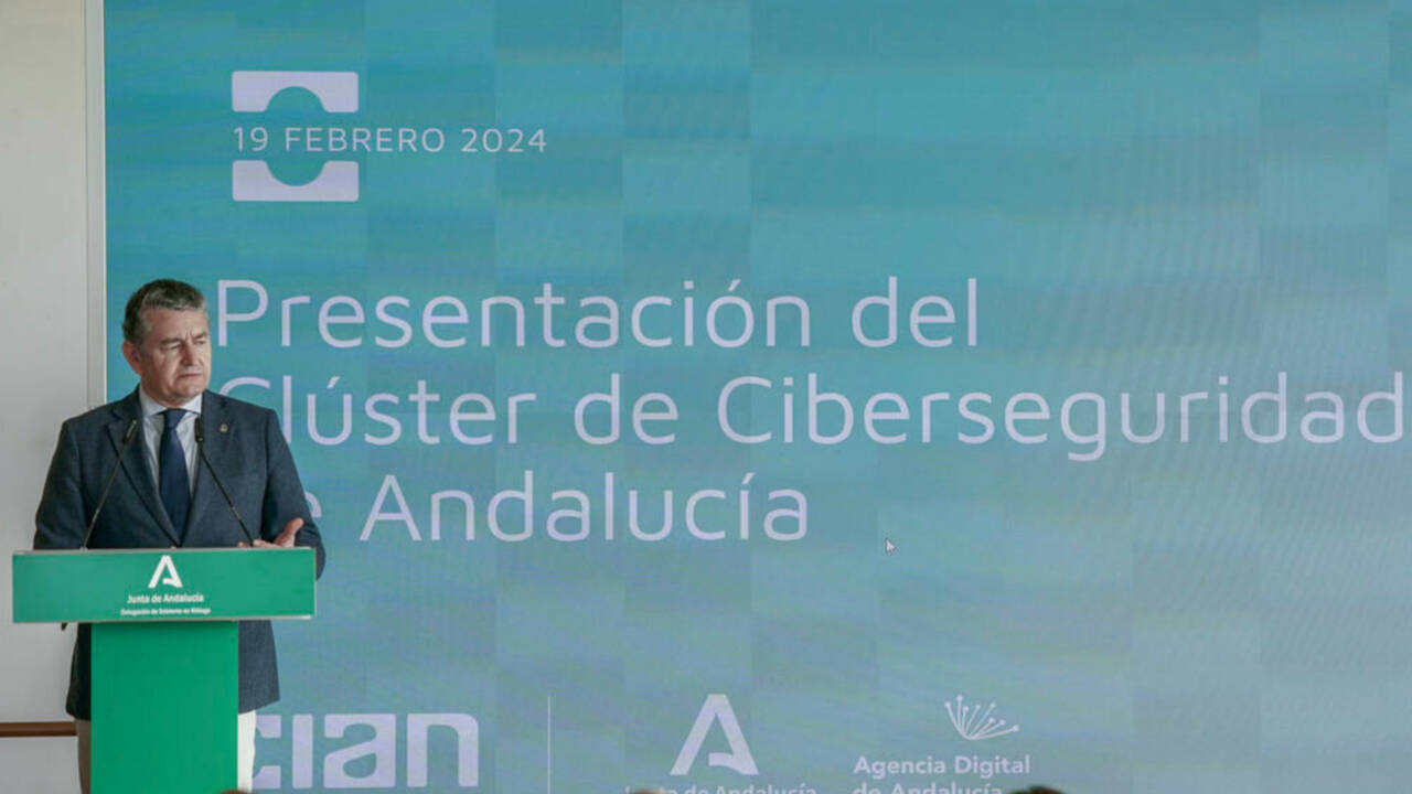 El consejero de Presidencia de la Junta de Andalucía, Antonio Sanz.