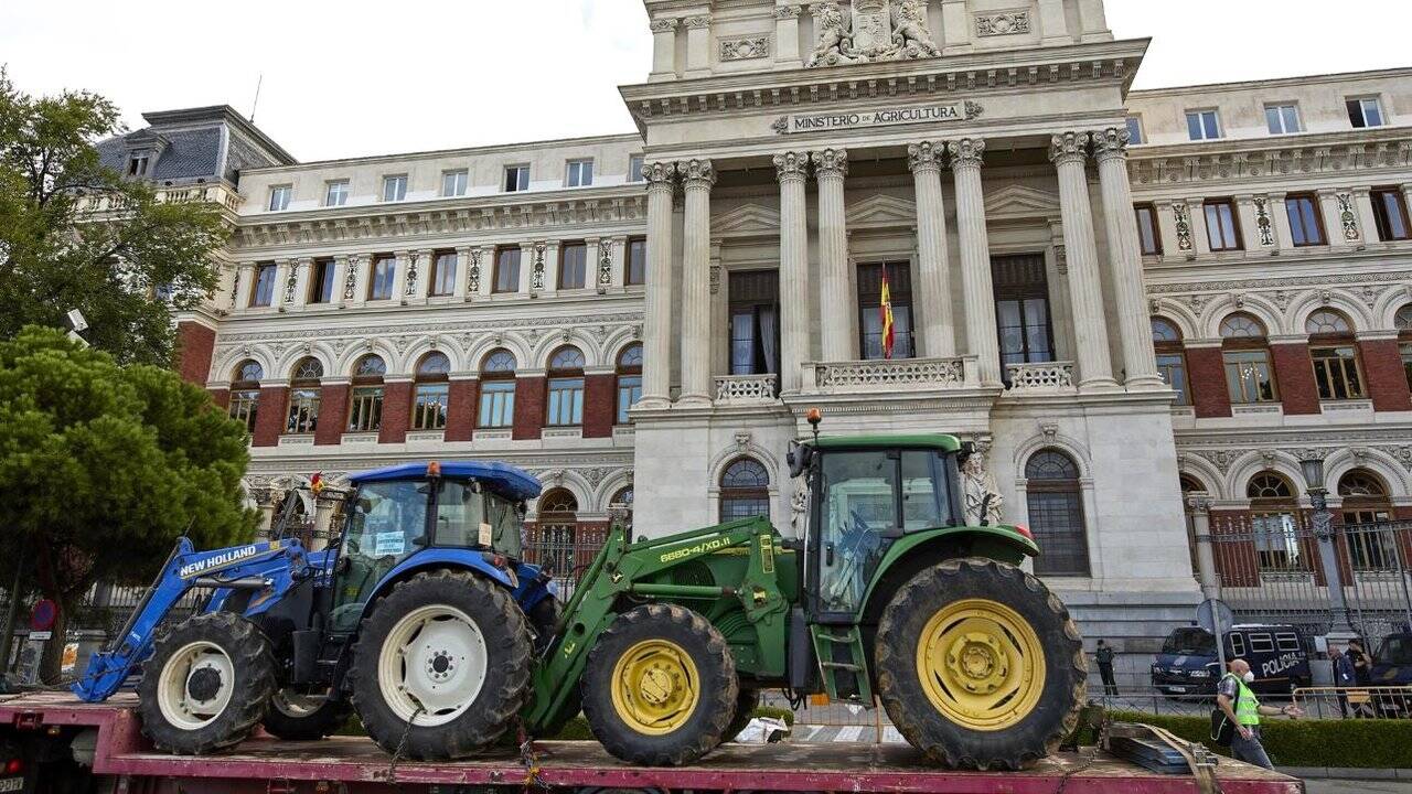 500 tractores se concentrarán en Madrid frente al Ministerio de Agricultura