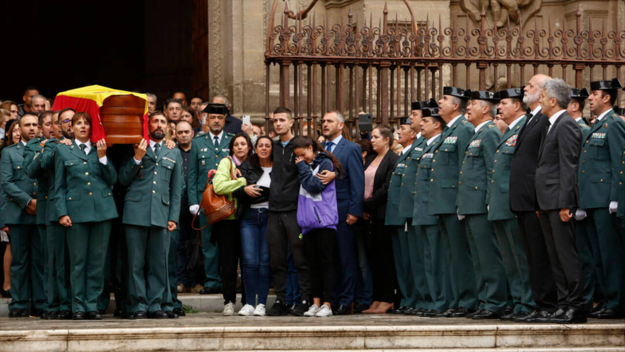 Funeral en 2018 por el guardia civil José Manuel Arcos fallecido en acto de servicio en Granada, al que asistió el ministro del Interior, Fernando Grande-Marlaska.