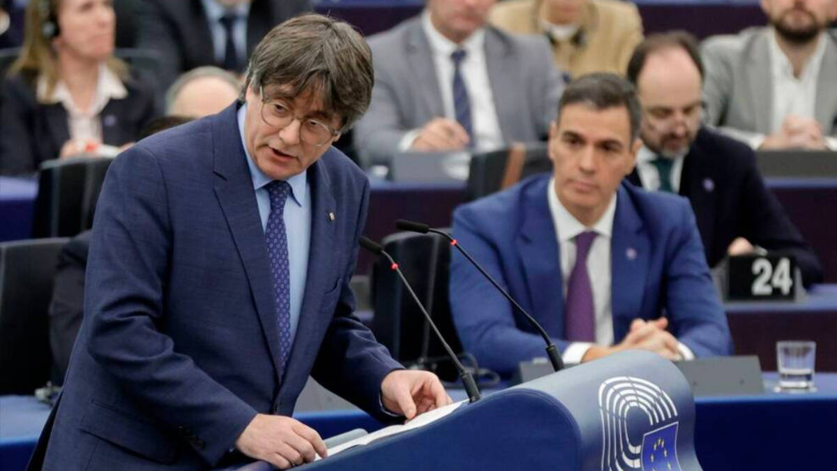 Carles Puigdemont habla ante Pedro Sánchez en el Parlamento Europeo