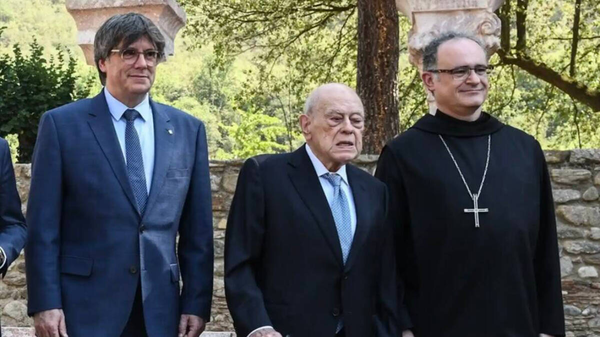Carles Puigdemont y Jordi Pujol 