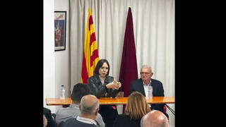 Diana Morant comienza su liderazgo en el PSPV rodeada de banderas catalanas 