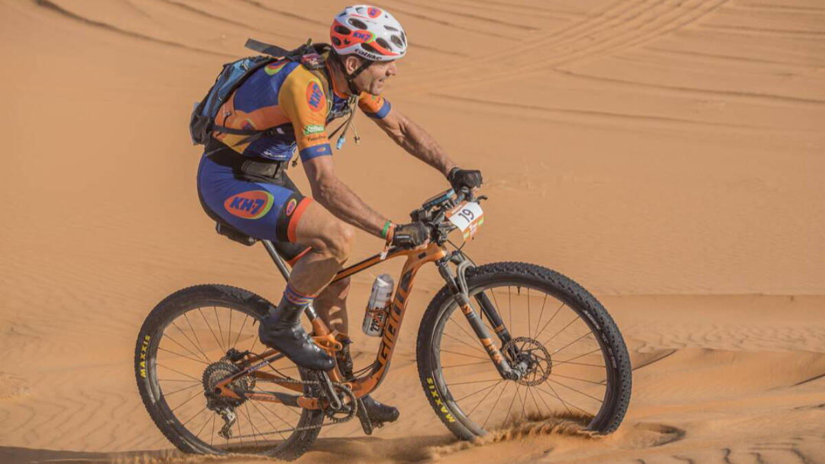 El ciclista Abraham Olano en la Titan Desert Morocco 