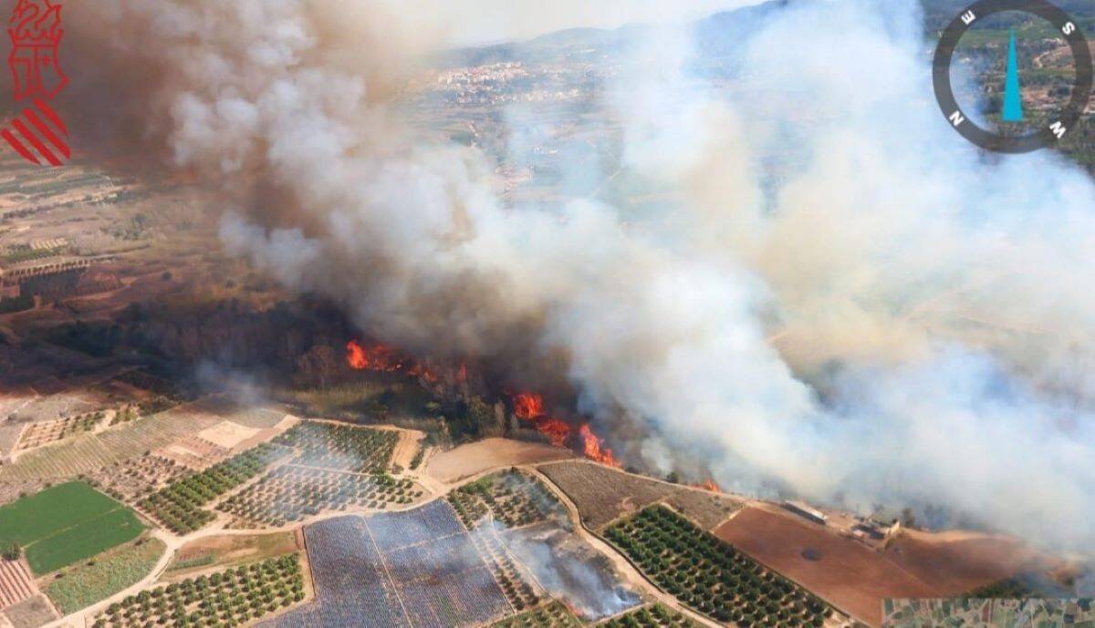 Imagen aérea del incendio de Vilamarxant.