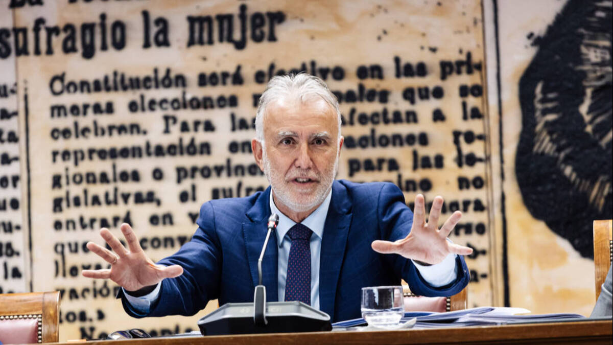 El ministro de Política Territorial y Memoria Democrática, Ángel Víctor Torres, en su comparecencia en el Senado. 