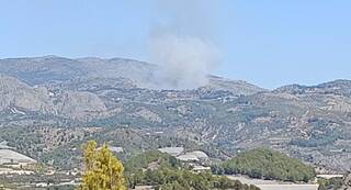 Segundo incendio forestal del fin de semana en Alicante 