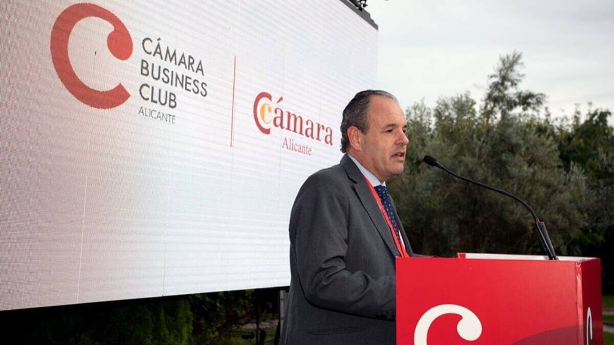 Imagen de archivo del presidente de la Cámara de Comercio de Alicante, Carlos Baño.
