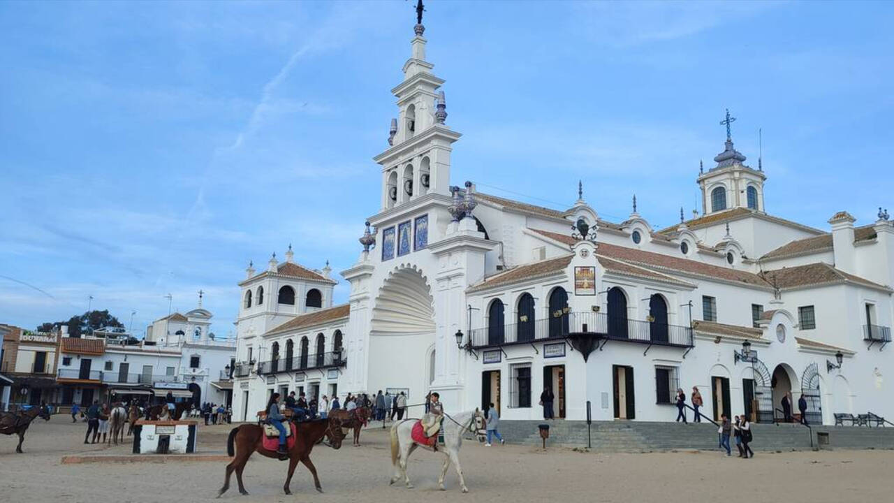 Ermita de la Virgen del Rocío en Almonte (Huelva). Foto: Manuela Herreros.