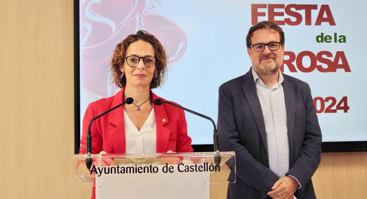 La concejala de Fiestas, Noelia Selma, ha presentado esta mañana una nueva edición de la Festa de la Rosa