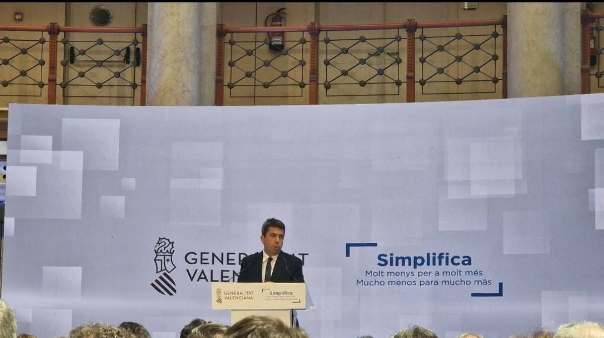 El presidente de la Generalitat, Carlos Mazón, en la presentación del Plan Simplifica.